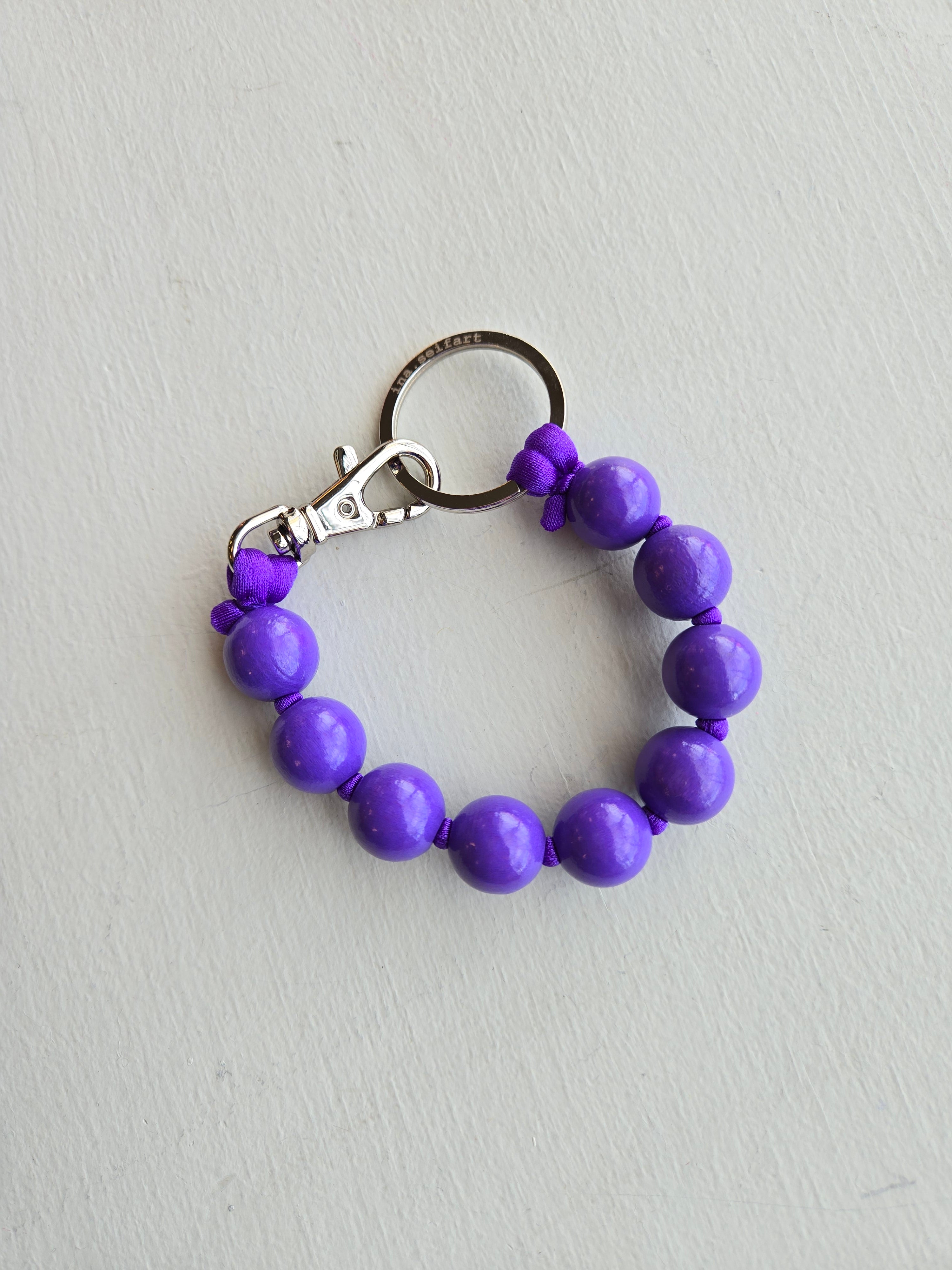 ina seifart - BIG Perlen Short Keyholder - purple