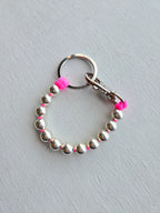Ina Seifart - Perlen Short Keychain - Silver - pink rope