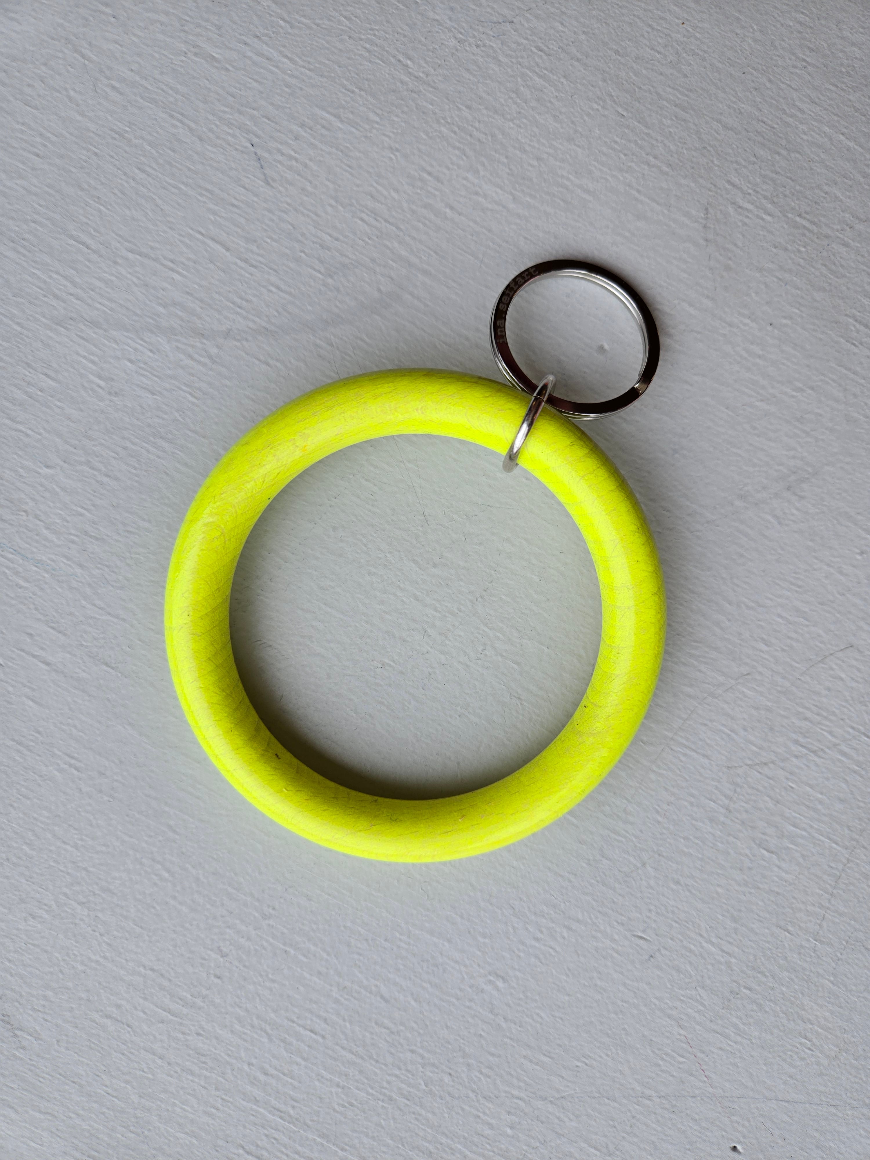 Ina Seifart - Wooden Ring Keyholder - neon yellow