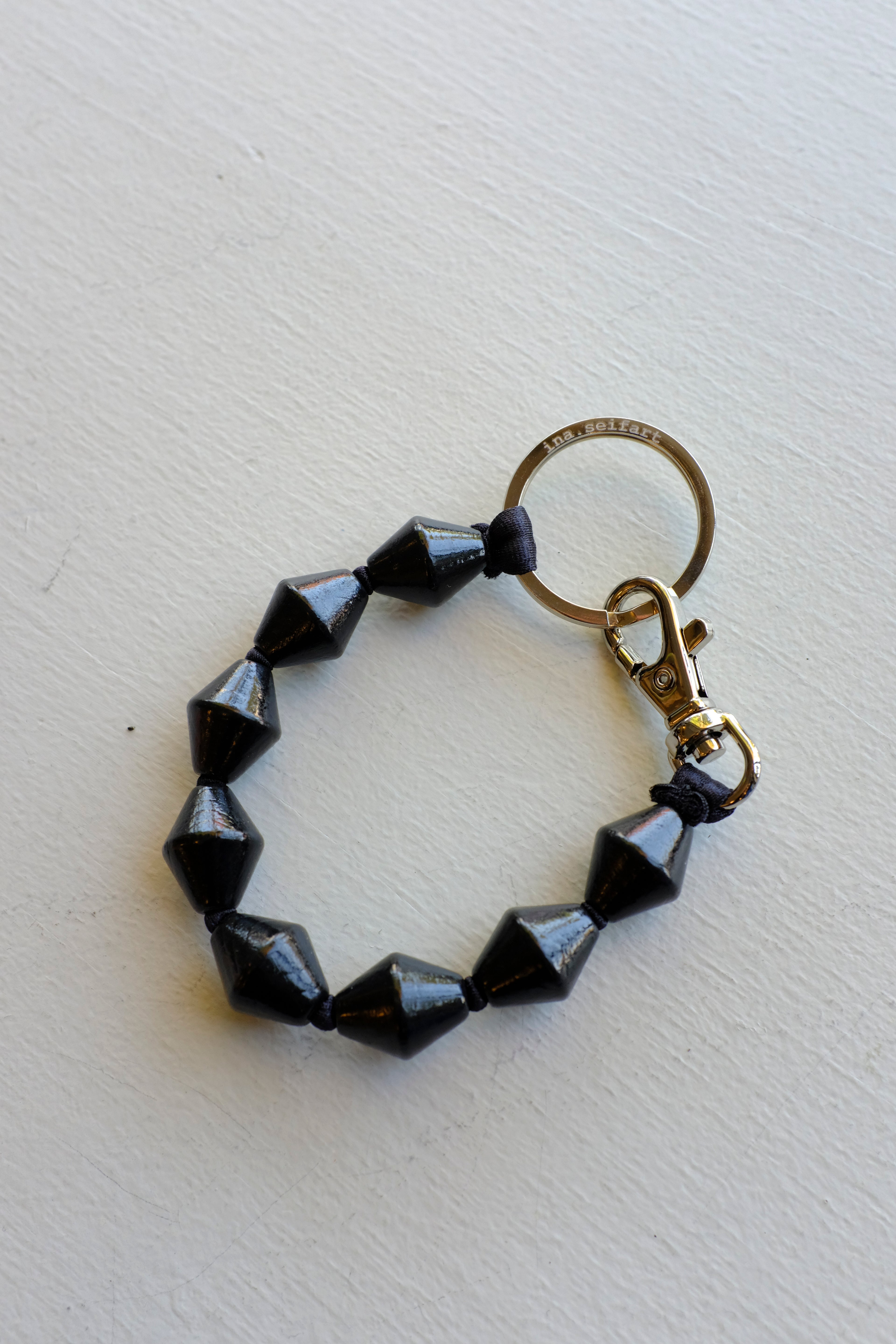 Ina Seifart - Zickzack Short Keychain - Black