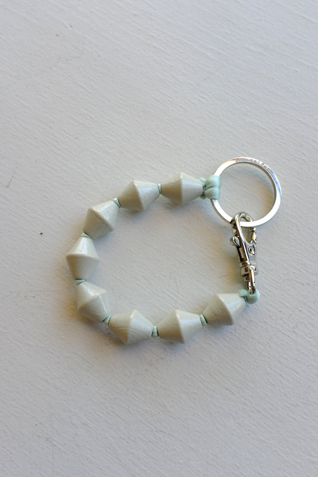 Ina Seifart - Zickzack Short Keychain - Light Grey