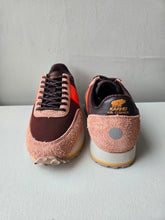 Load image into Gallery viewer, Karhu Albatross Control Sneaker - Cork/Flame
