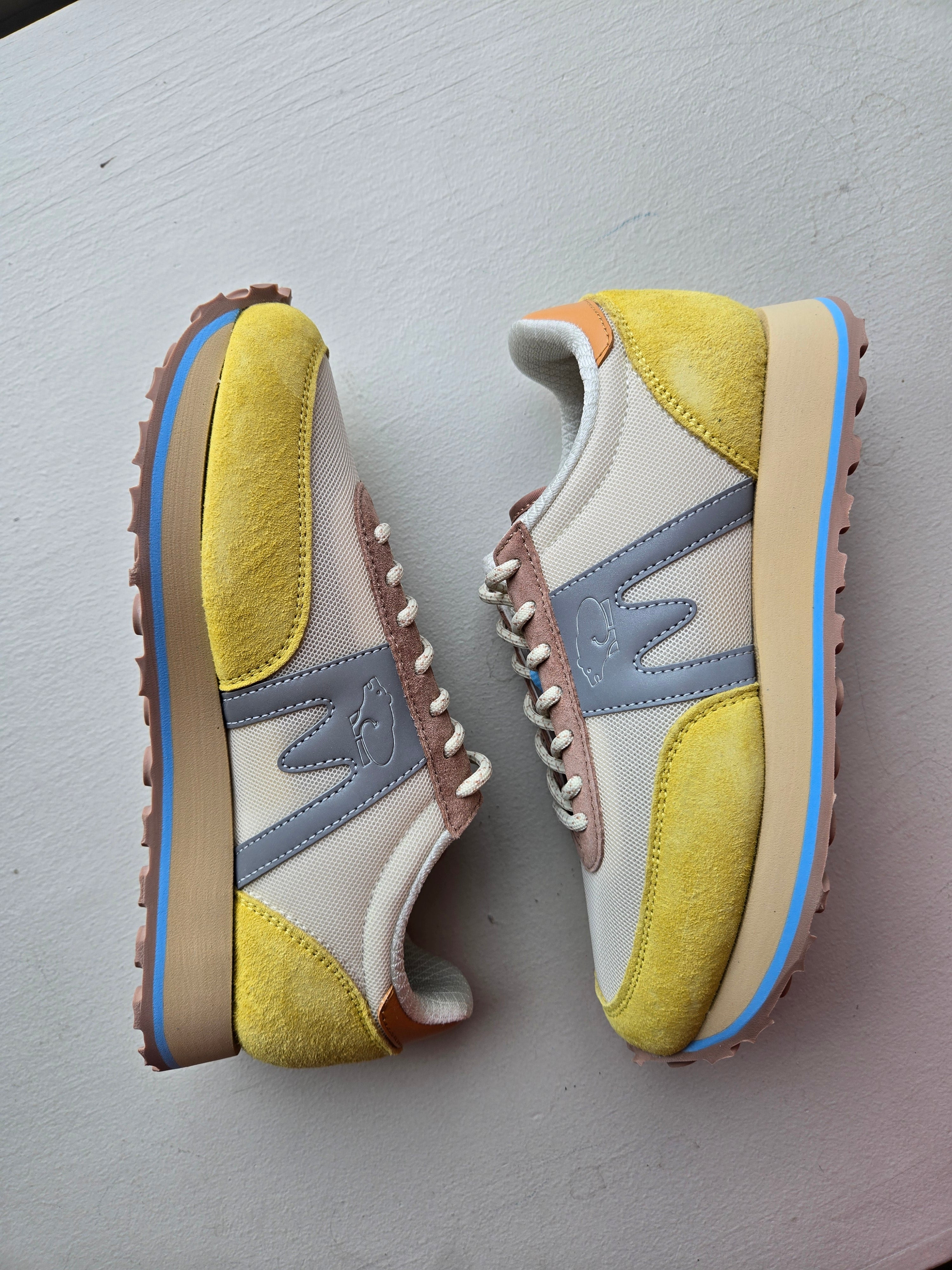 Albatross Control - Cream Gold/Turtledove