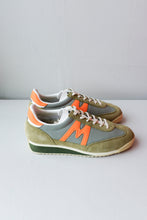 Load image into Gallery viewer, Karhu - Mestari Sneaker - Cedar/Bright Marigold - side
