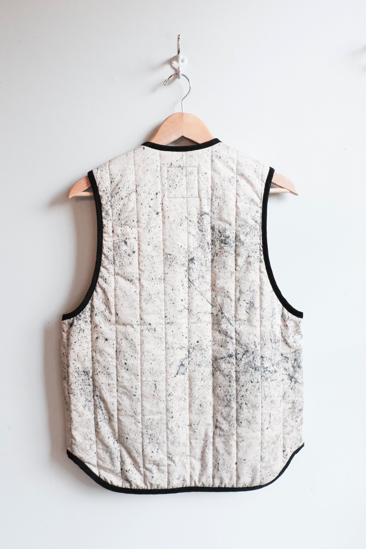 Studio Gilet - Coffee Dyed Concrete