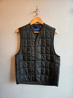 Lavenham Liner Gilet - Rosin Green - front