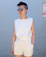 Load image into Gallery viewer, Nikben - Terry Low Shorts - Off white - front
