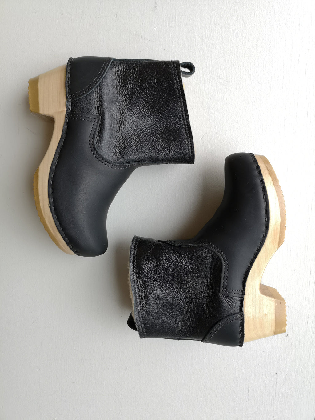 No.6 - 5" Shearling Clog Boot on Mid Heel - Ink Aviator