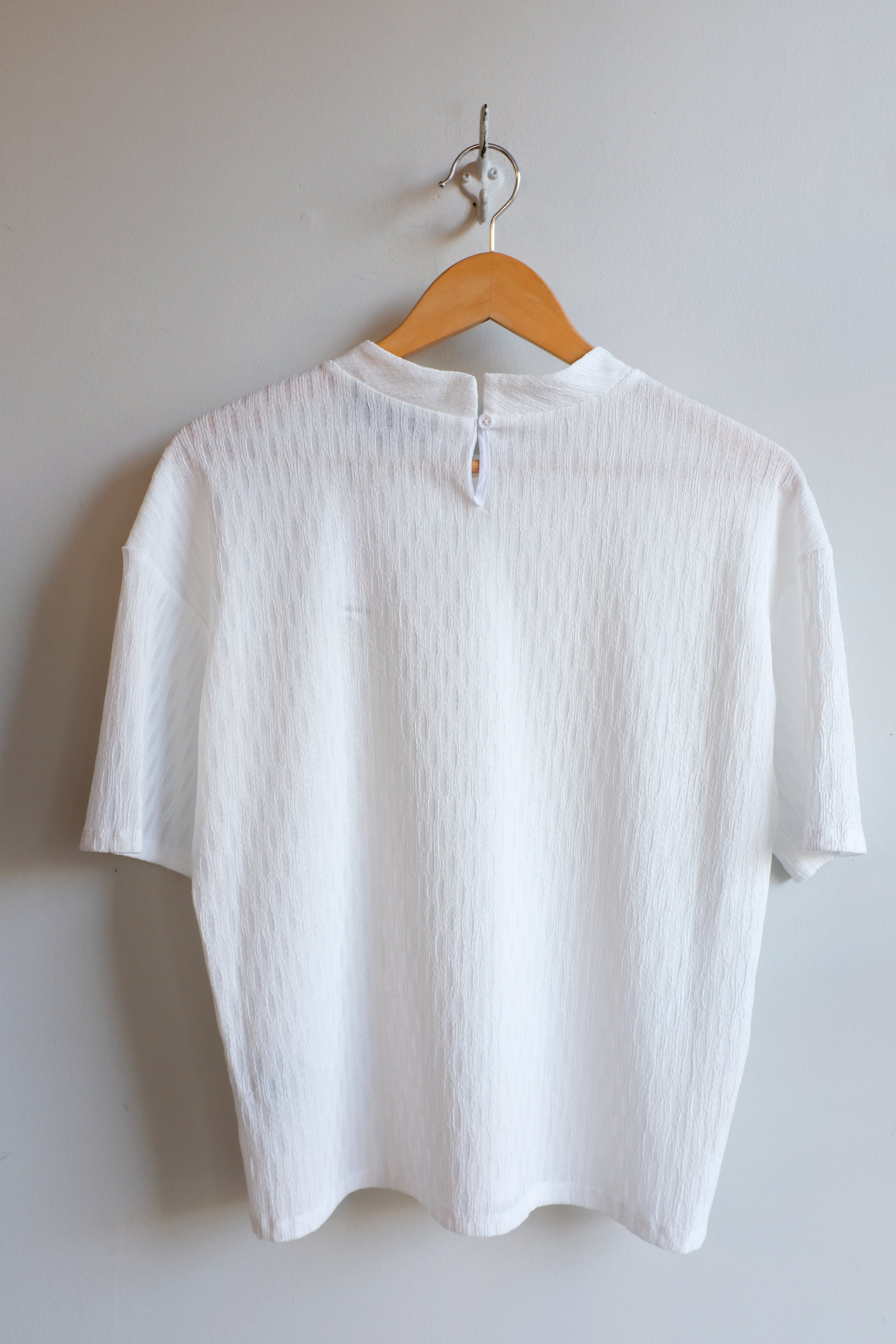 no 6 - Ada Tee - White - flat back