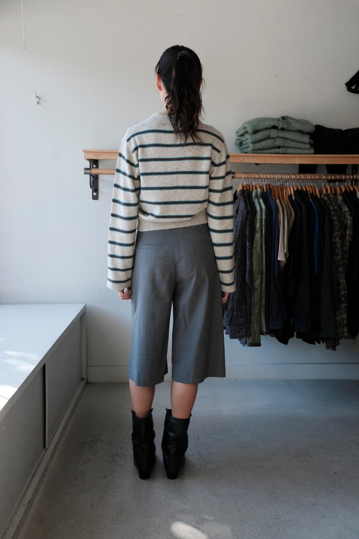 Aubrey Short - Grey