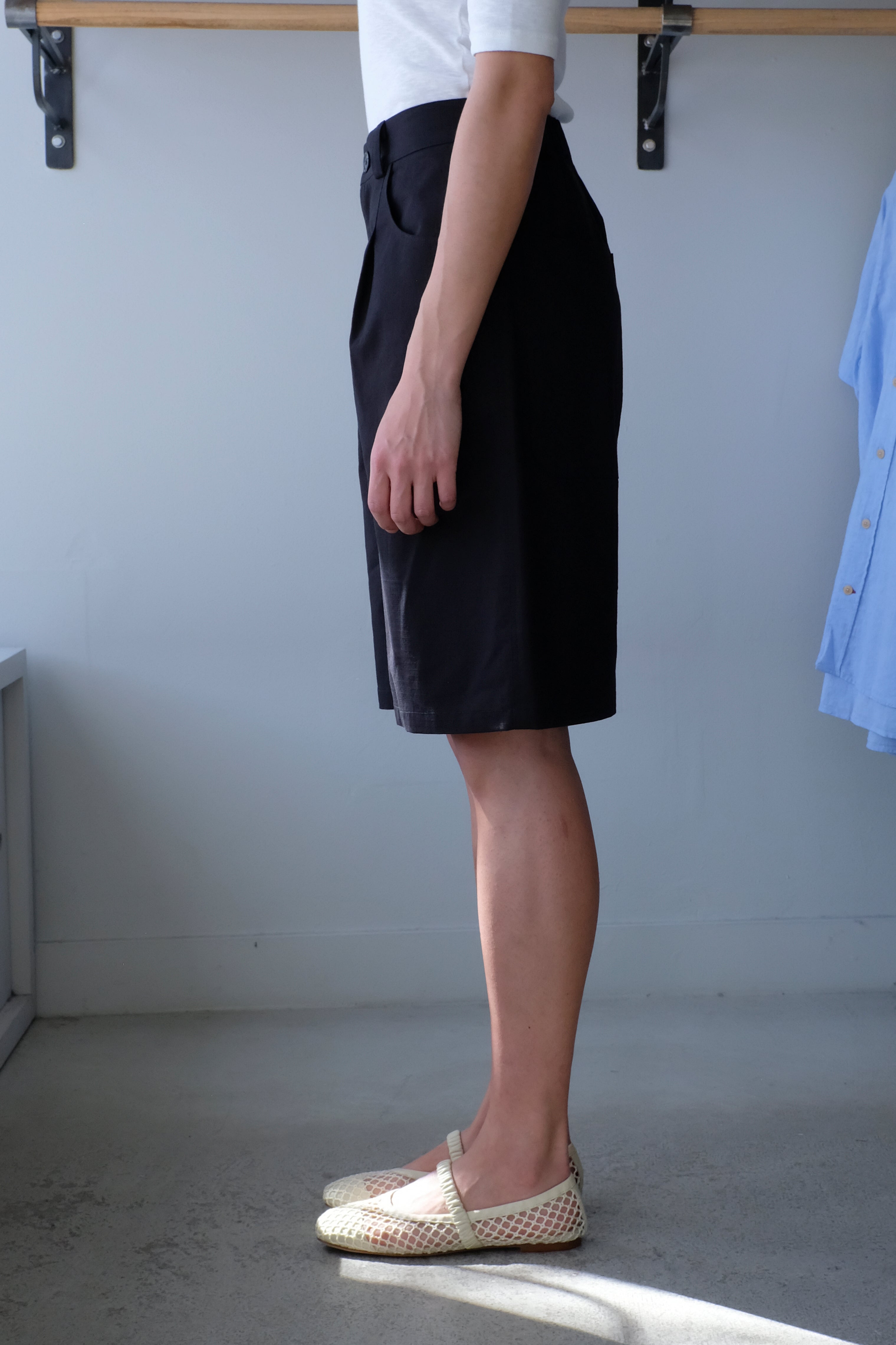 No 6 - Mick Short - Black -side