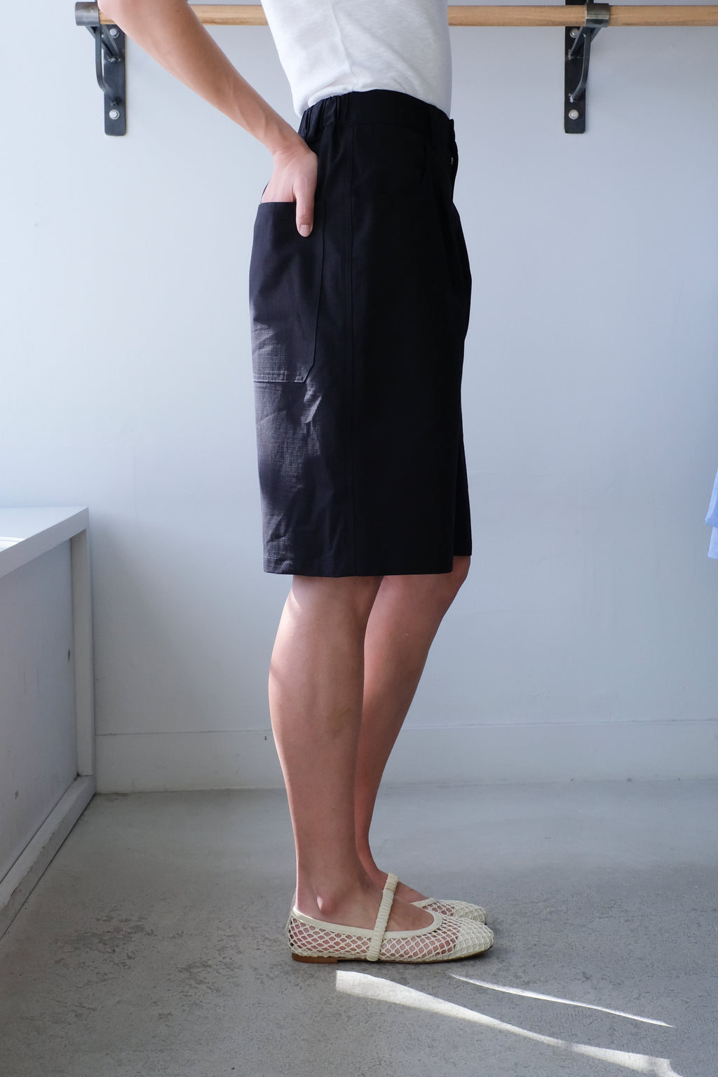 No 6 - Mick Short - Black -side