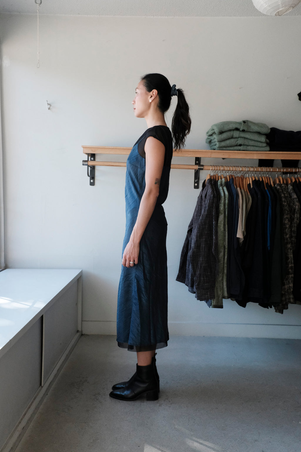 Yasmin Dress - Navy Crinkle
