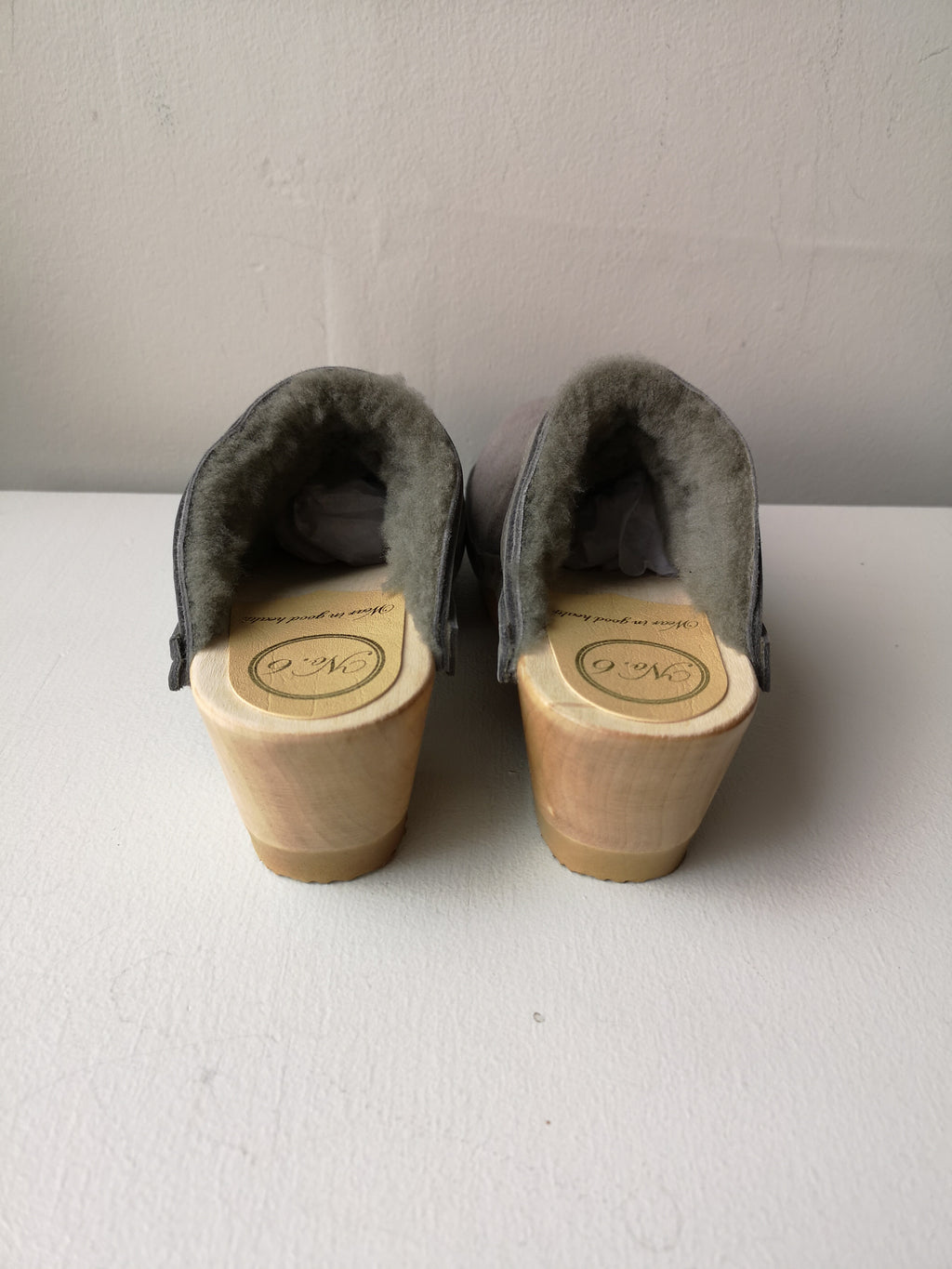 No.6 Dakota Shearling Clog on Mid Heel - Smoke Suede/Cloud