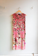 Load image into Gallery viewer, No 6 - Tierney Dress - Rose Floral - flat front
