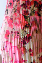Load image into Gallery viewer, No 6 - Tierney Dress - Rose Floral - pleat detail
