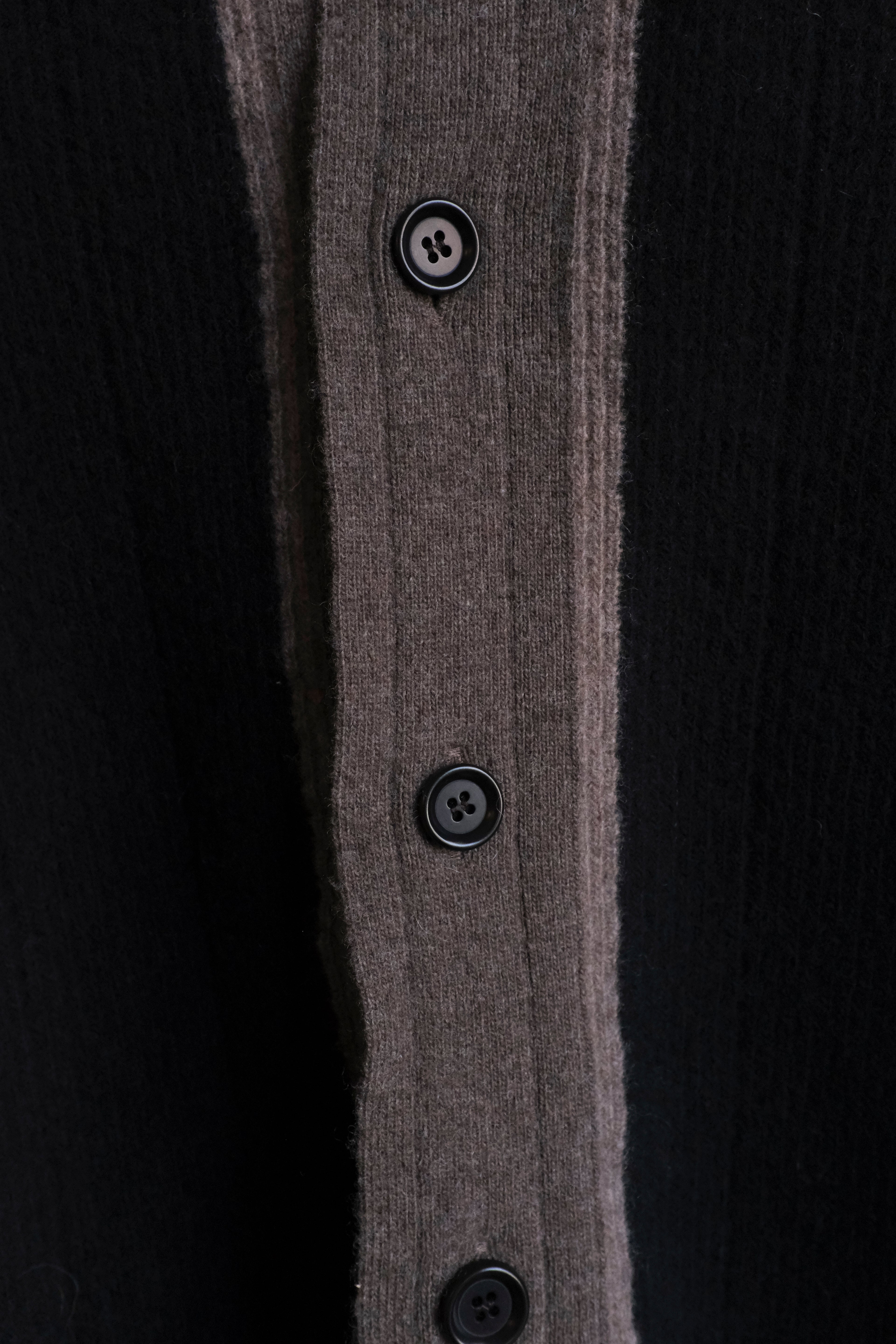 Oliver Spencer - Britten Knitted Cardigan - Black (Colvin) - flat detail