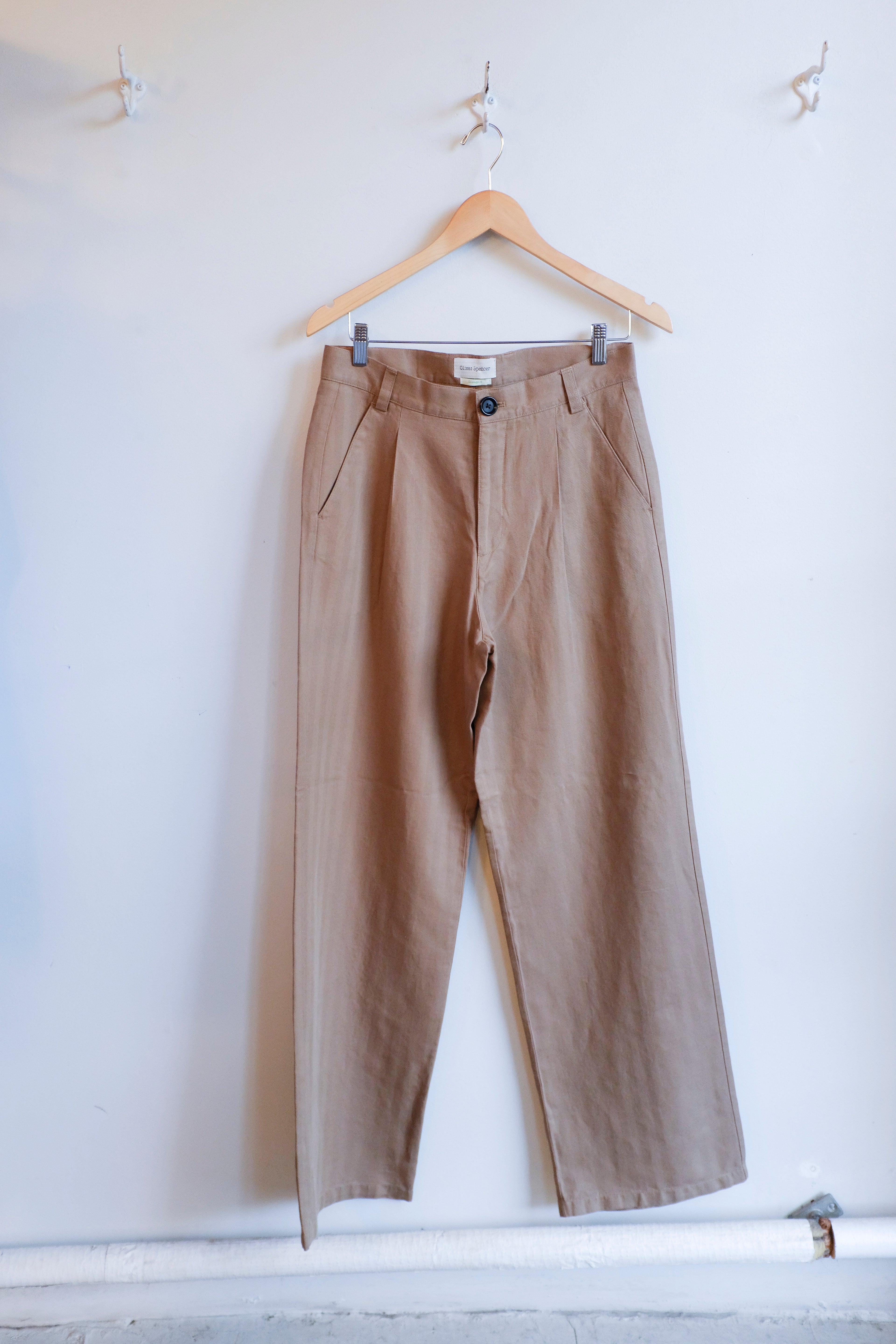 Oliver Spencer - Orsman Trousers - Beige (Sadler) - flat front