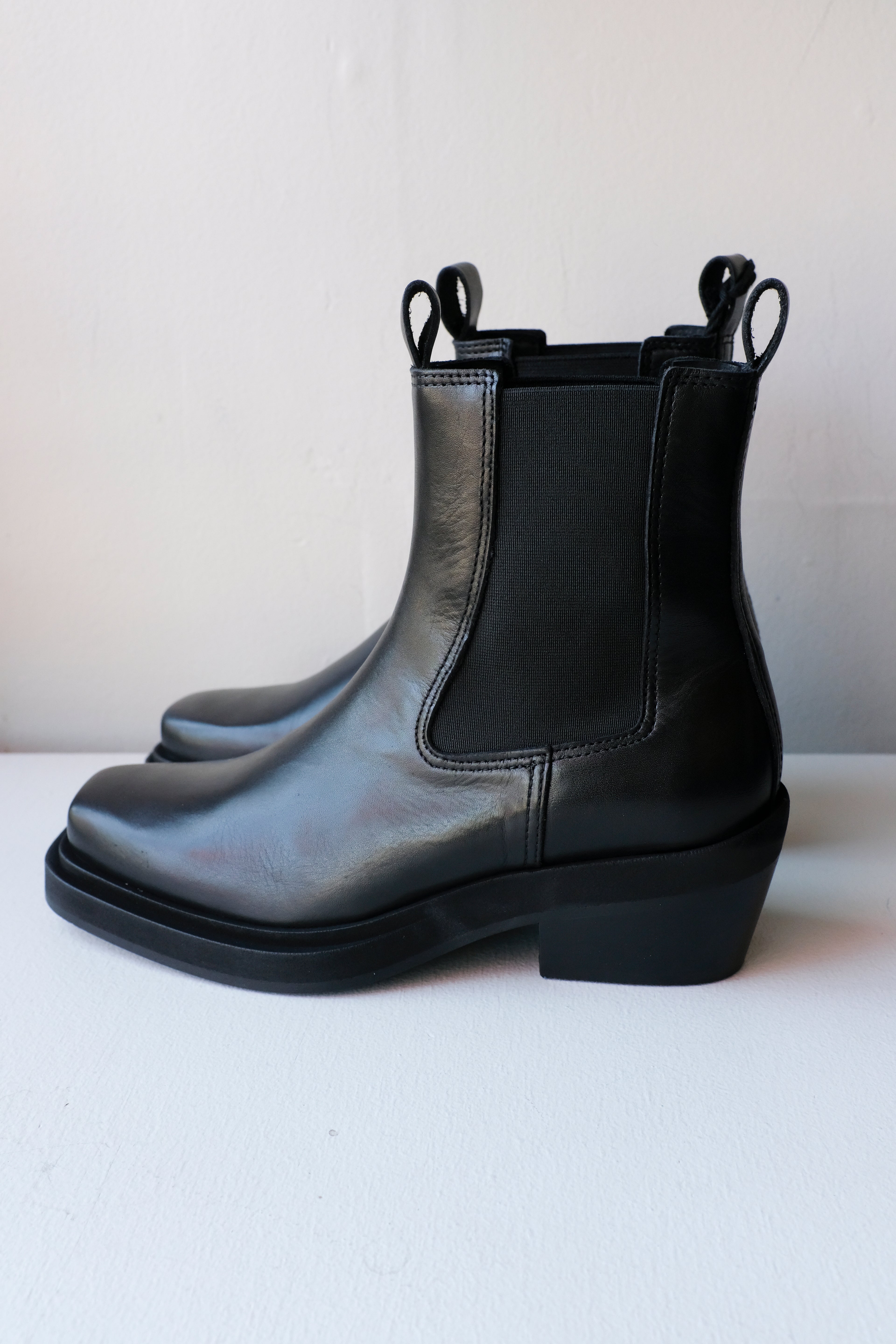 Pavement - Dusty Ankle Boots - Black - side