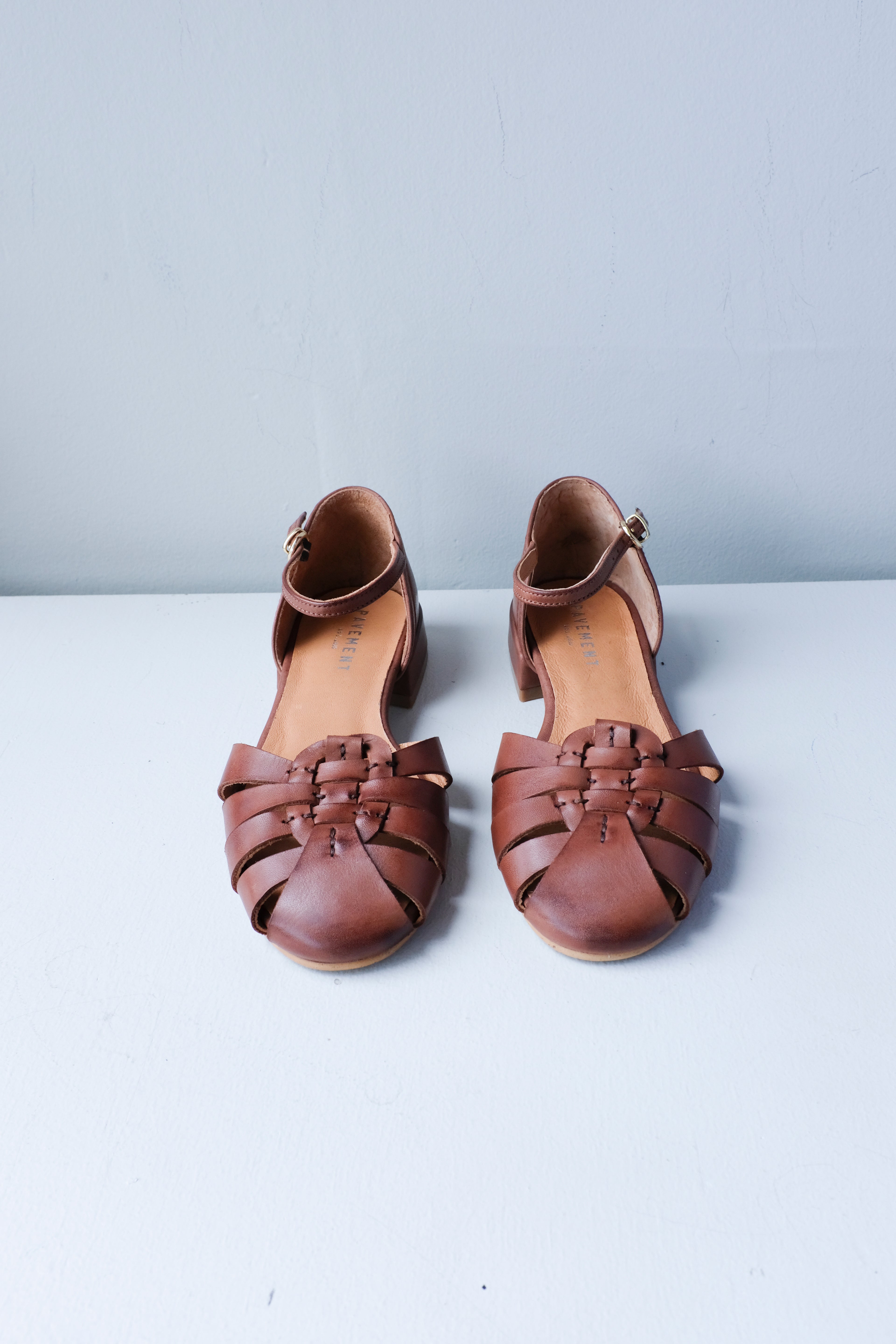 Pavement - Henna Sandal - Brown - front