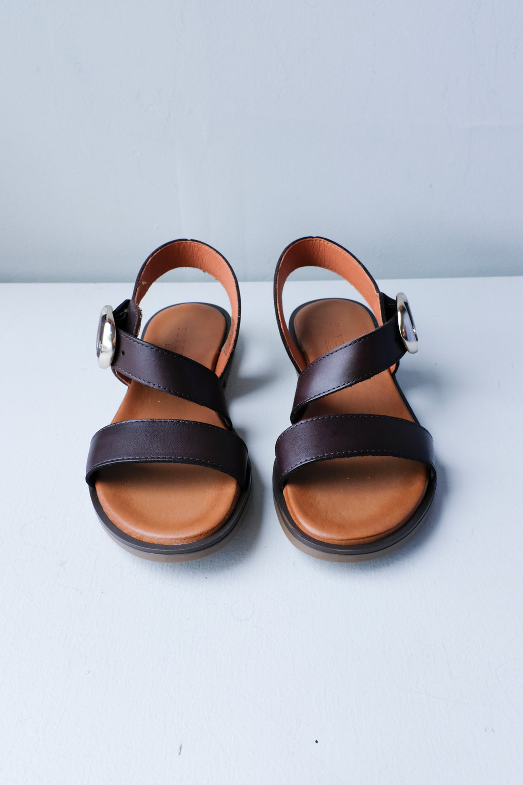 Pavement - Isolda Sandal - Brown - front