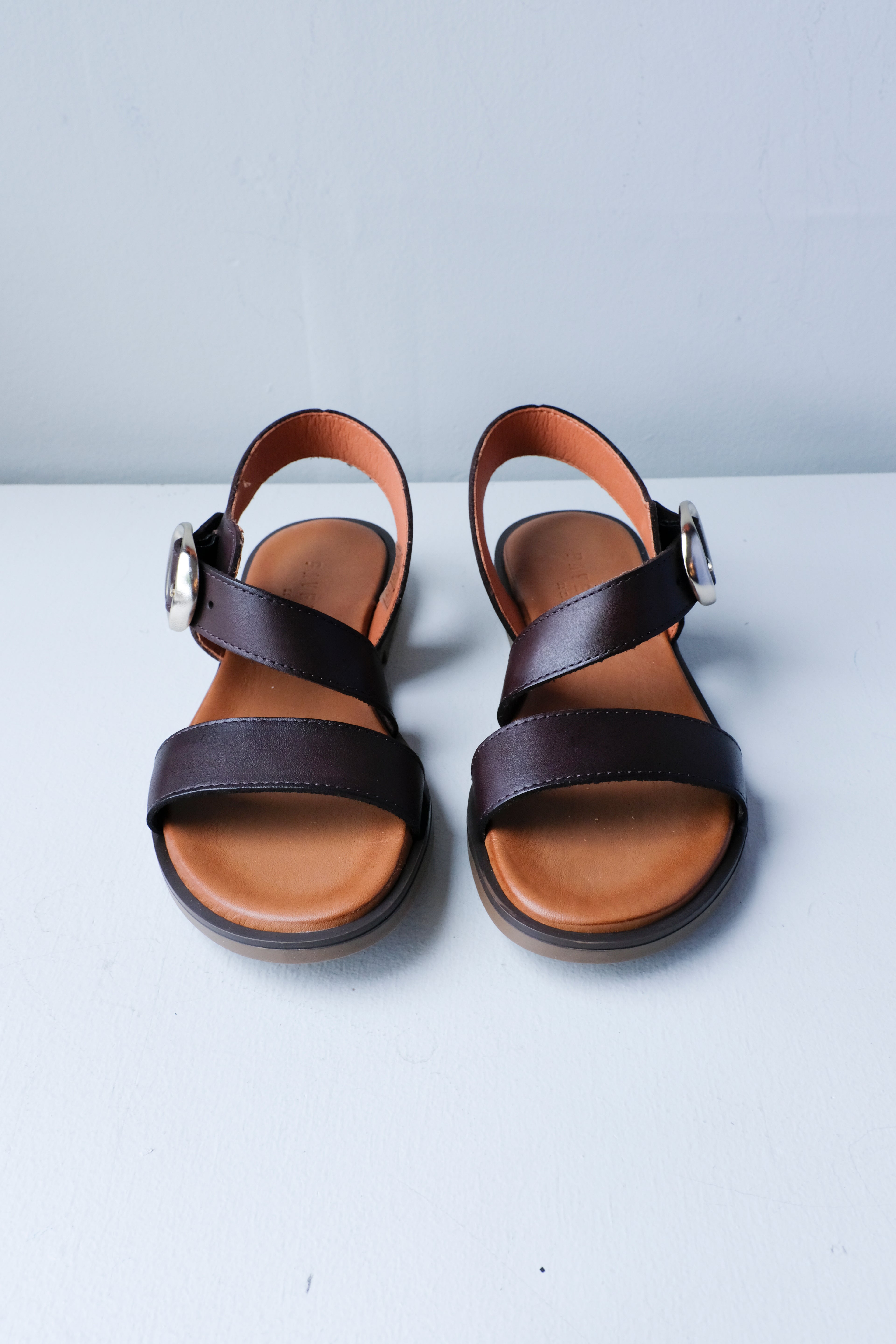 Pavement - Isolda Sandal - Brown - front