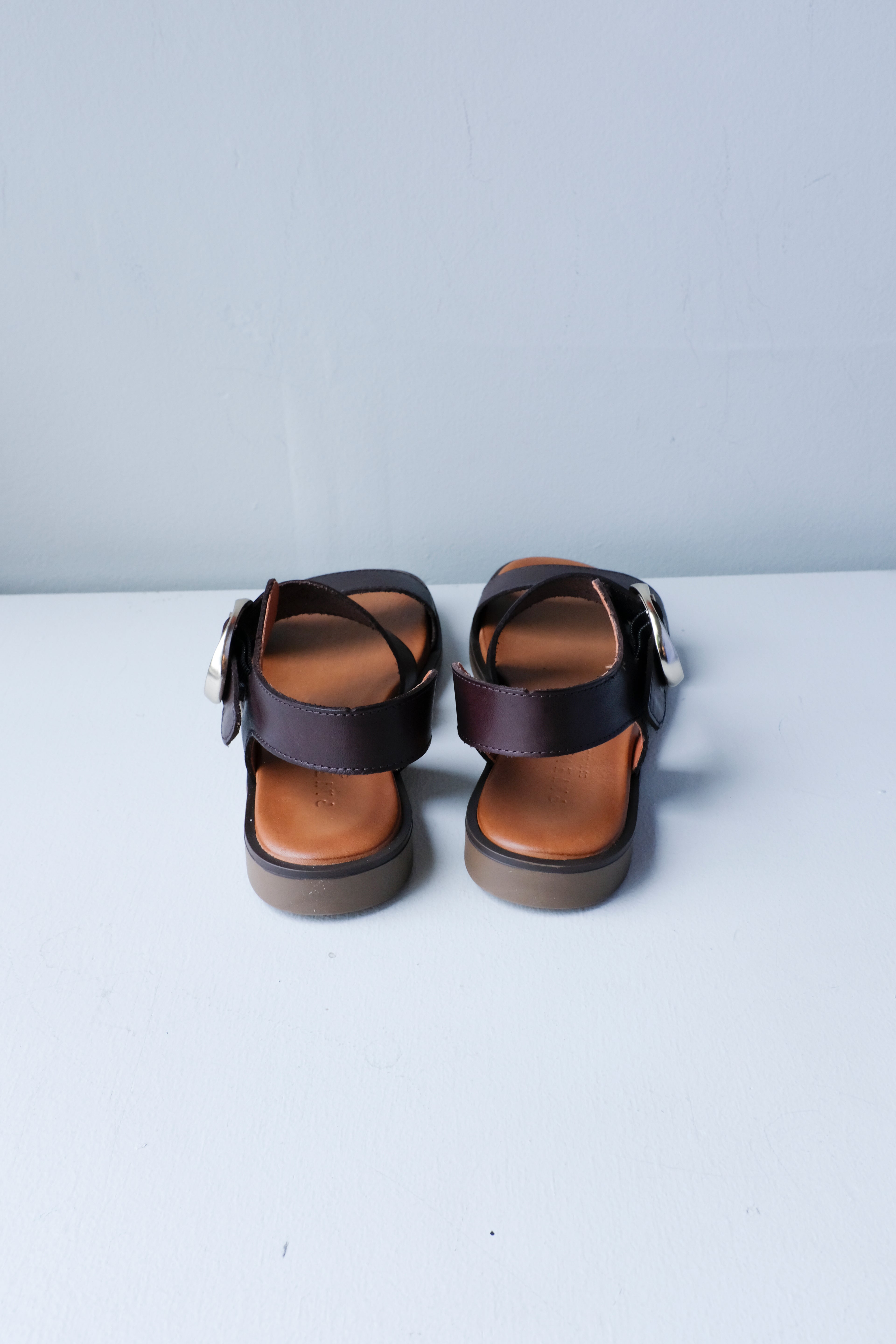 Pavement - Isolda Sandal - Brown -back