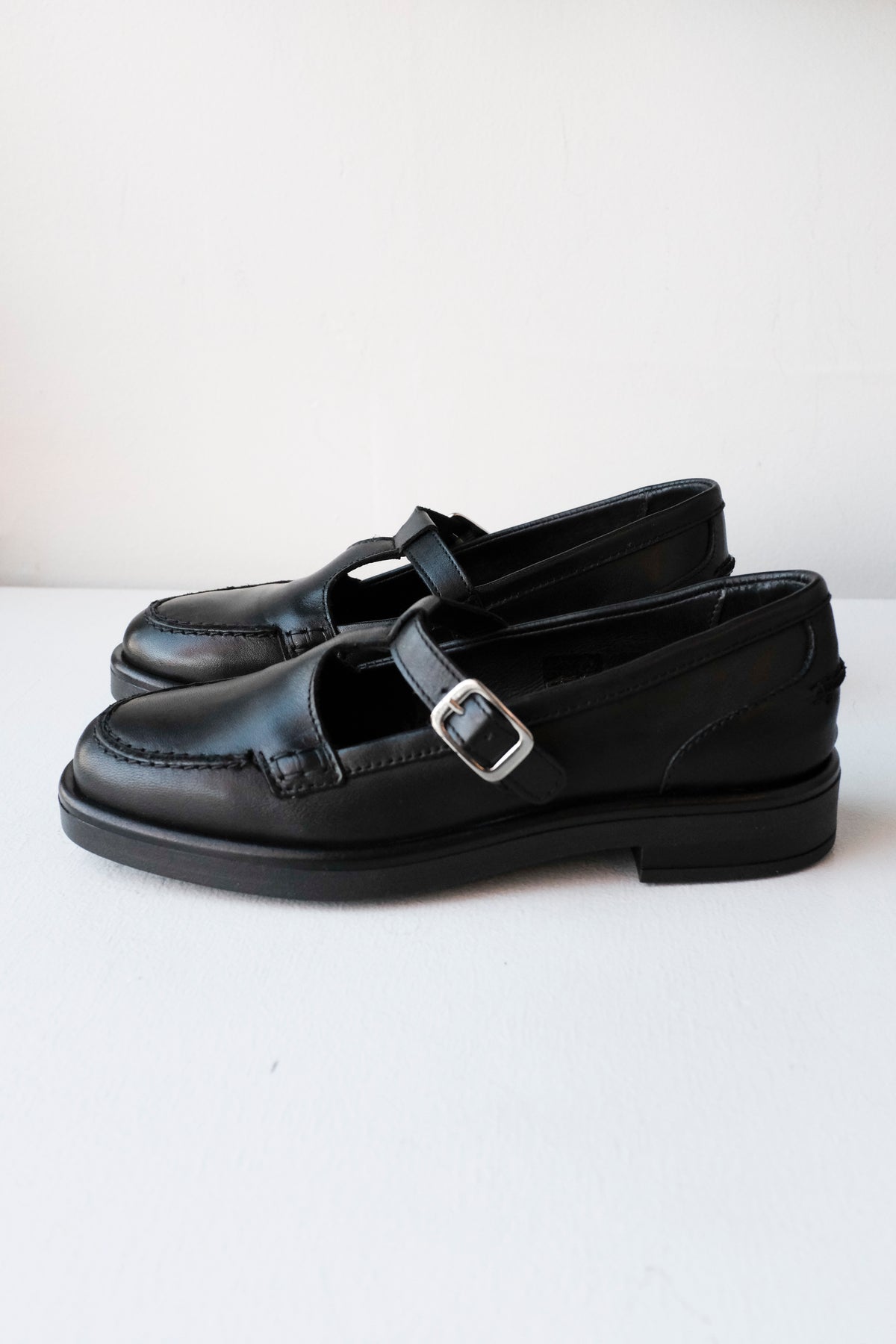 Jamila Loafers - Black