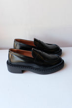 Load image into Gallery viewer, Pavement - Nayeli Patent Loafer - Black Polido -side

