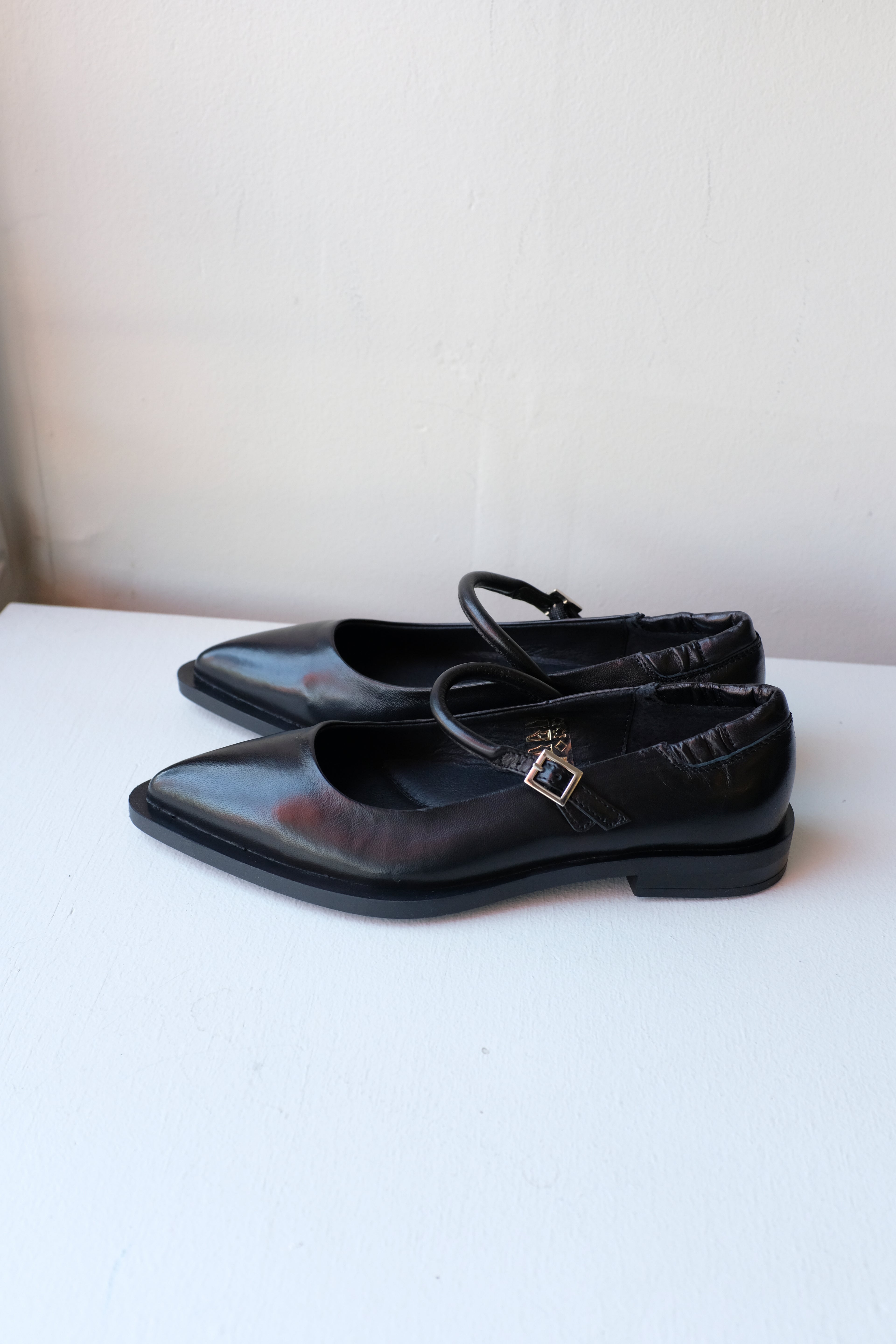 Pavement - Palma Mary Jane Flat - Black -side