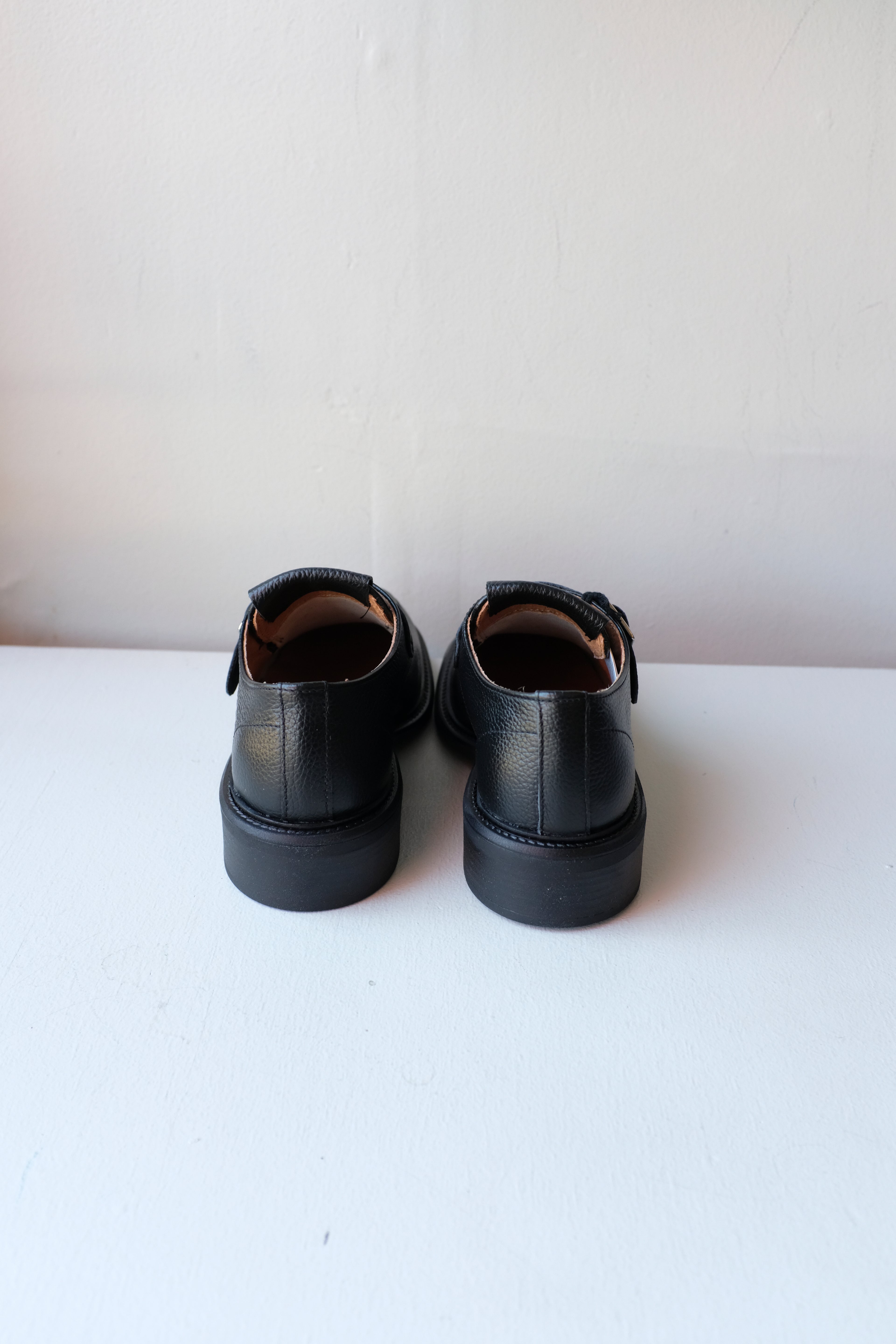 Pavement - Svea Structure Loafer - Black - back