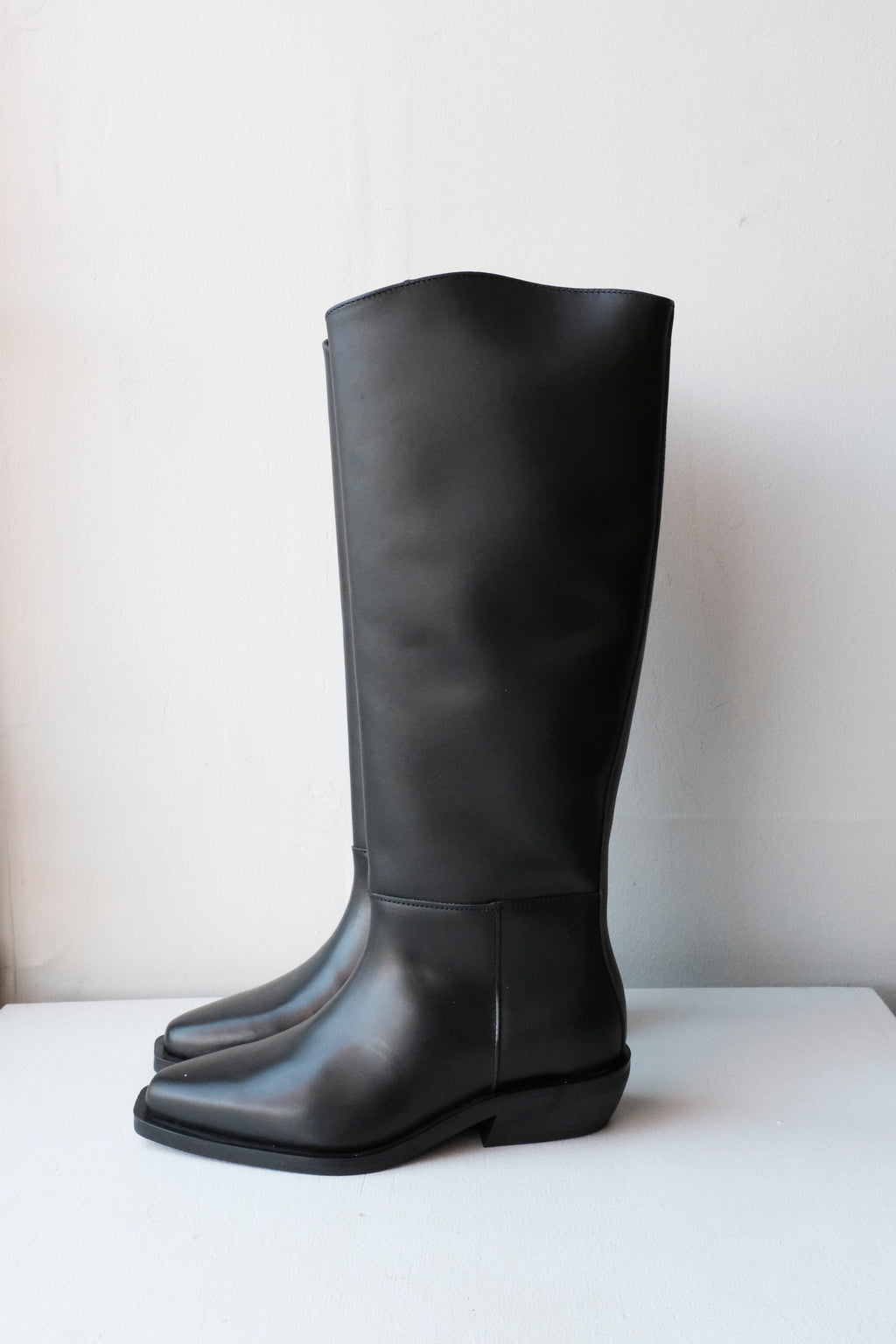 Winnie Long Boots - Black
