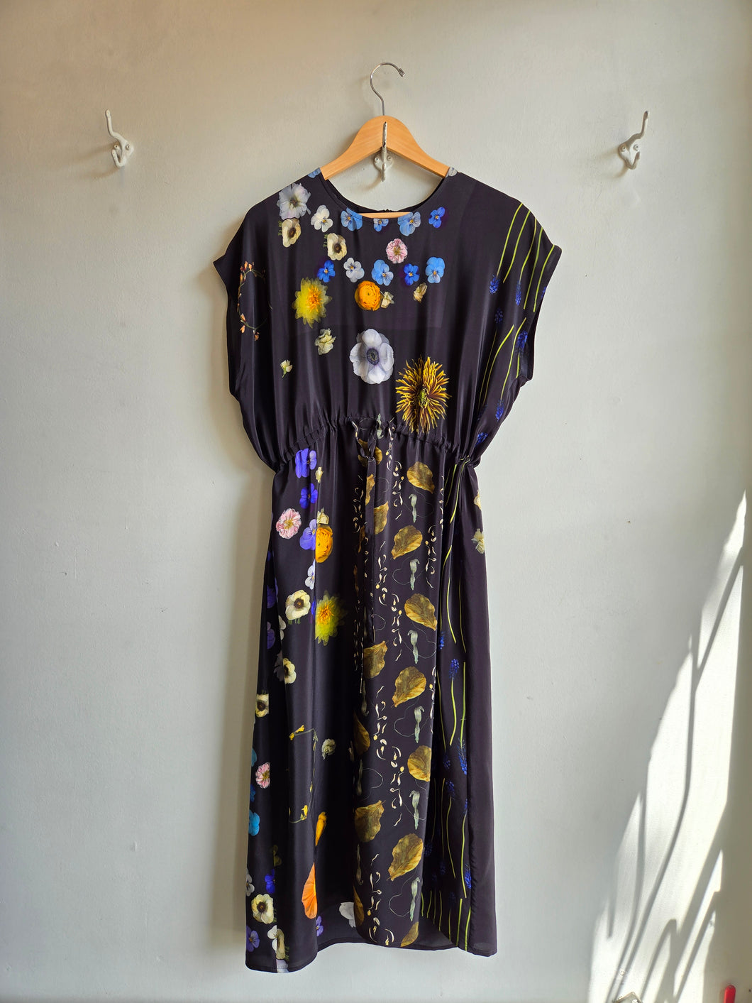 Simple Dress - Print I (Black Floral)