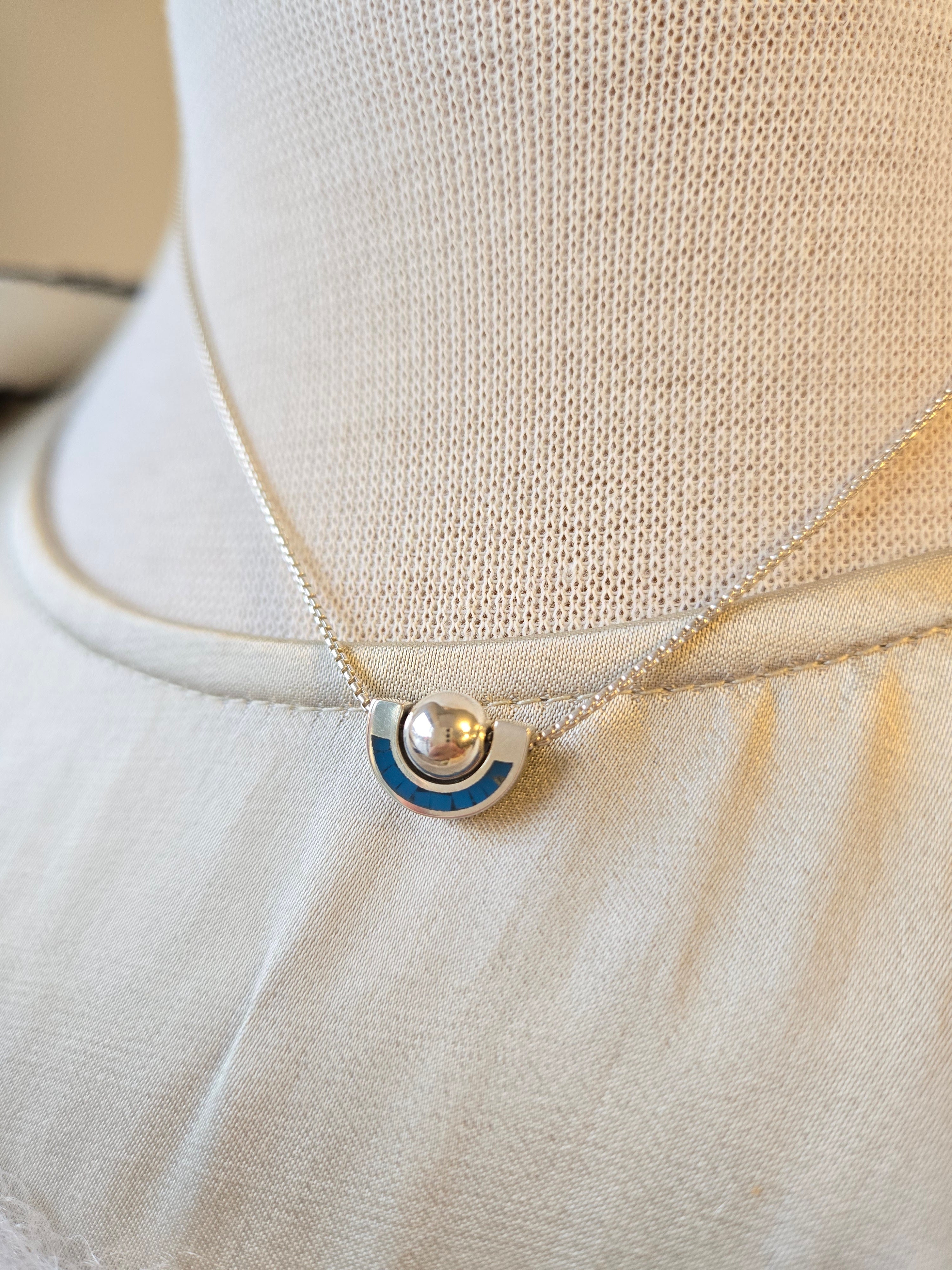 Dia Necklace