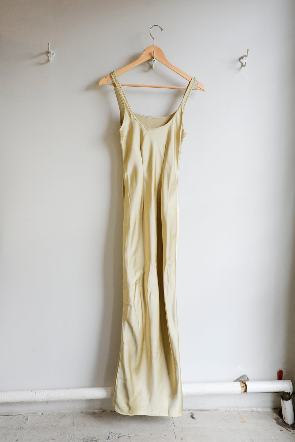 Samsoe Samsoe - Sunna Dress - Sage Green - flat back