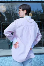 Load image into Gallery viewer, Samsoe Samsoe - Salovas Shirt - Lilac Snow - back
