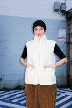 Load image into Gallery viewer, Samsoe Samsoe - Satara Vest - Turtledove - front
