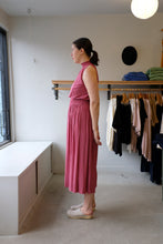 Load image into Gallery viewer, Samsoe Samsoe - Uma Dress - Rose Wine - side
