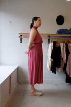 Load image into Gallery viewer, Samsoe Samsoe - Uma Dress - Rose Wine - side
