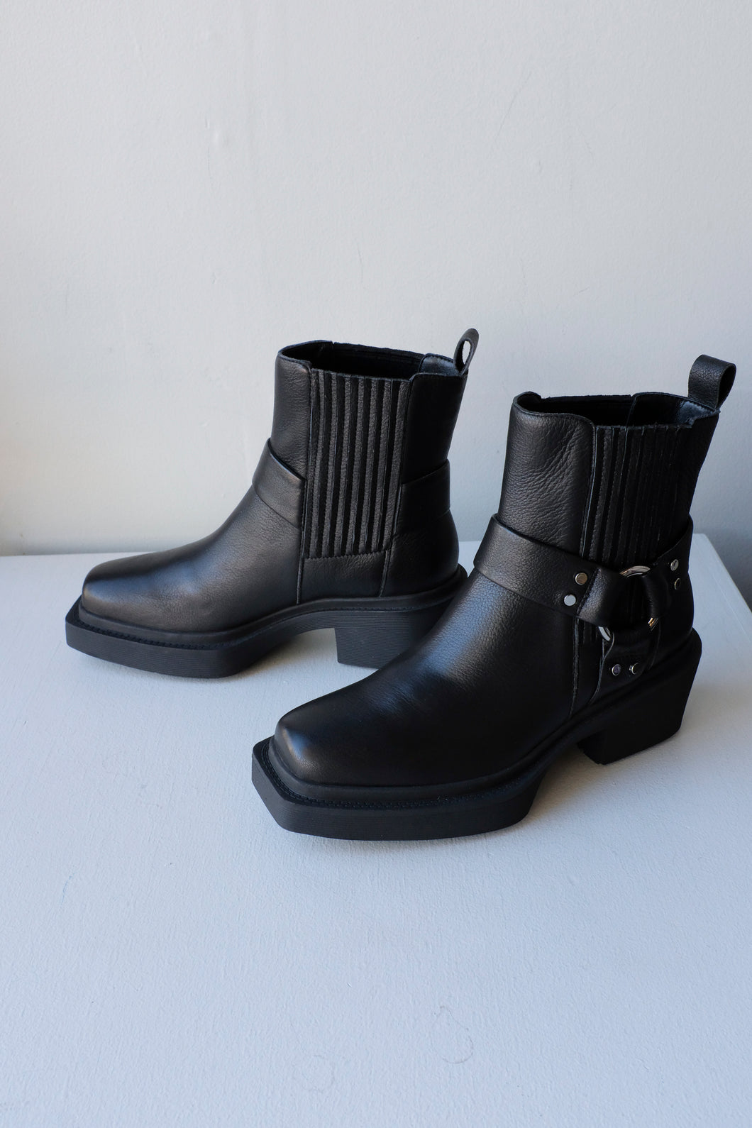 Shoe the Bear - Amina Harness Boot - Black - side