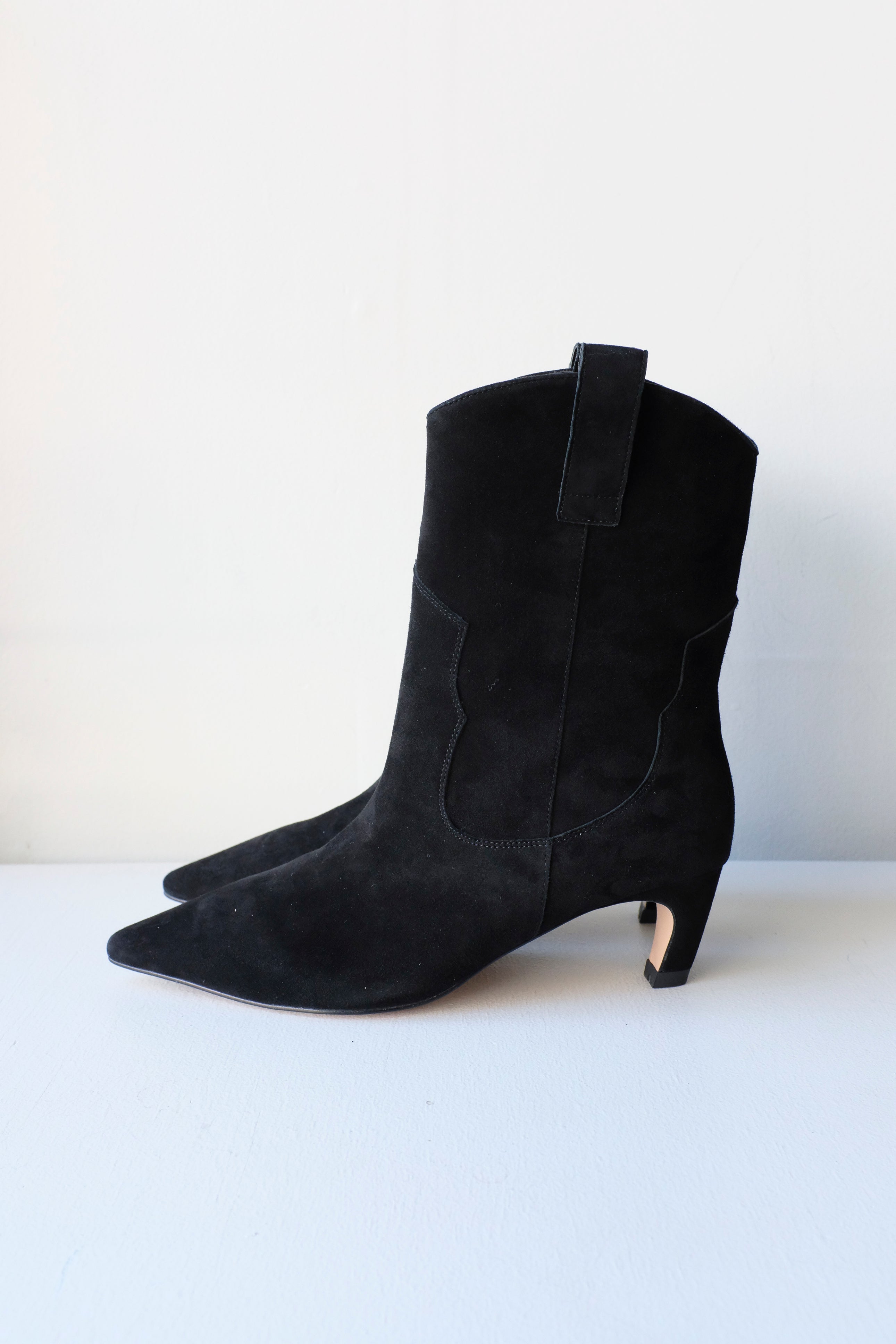 Shoe the Bear - Dicte Suede Boot - Black - side