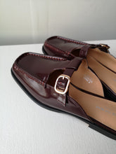 Load image into Gallery viewer, Shoe The Bear Erika Leather Slide - Bordeaux High Shine, details of buckle and high shine leather
