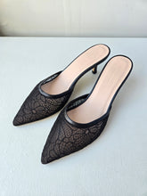 Load image into Gallery viewer, Sister x Soeur - Lily Heel - Black Mesh

