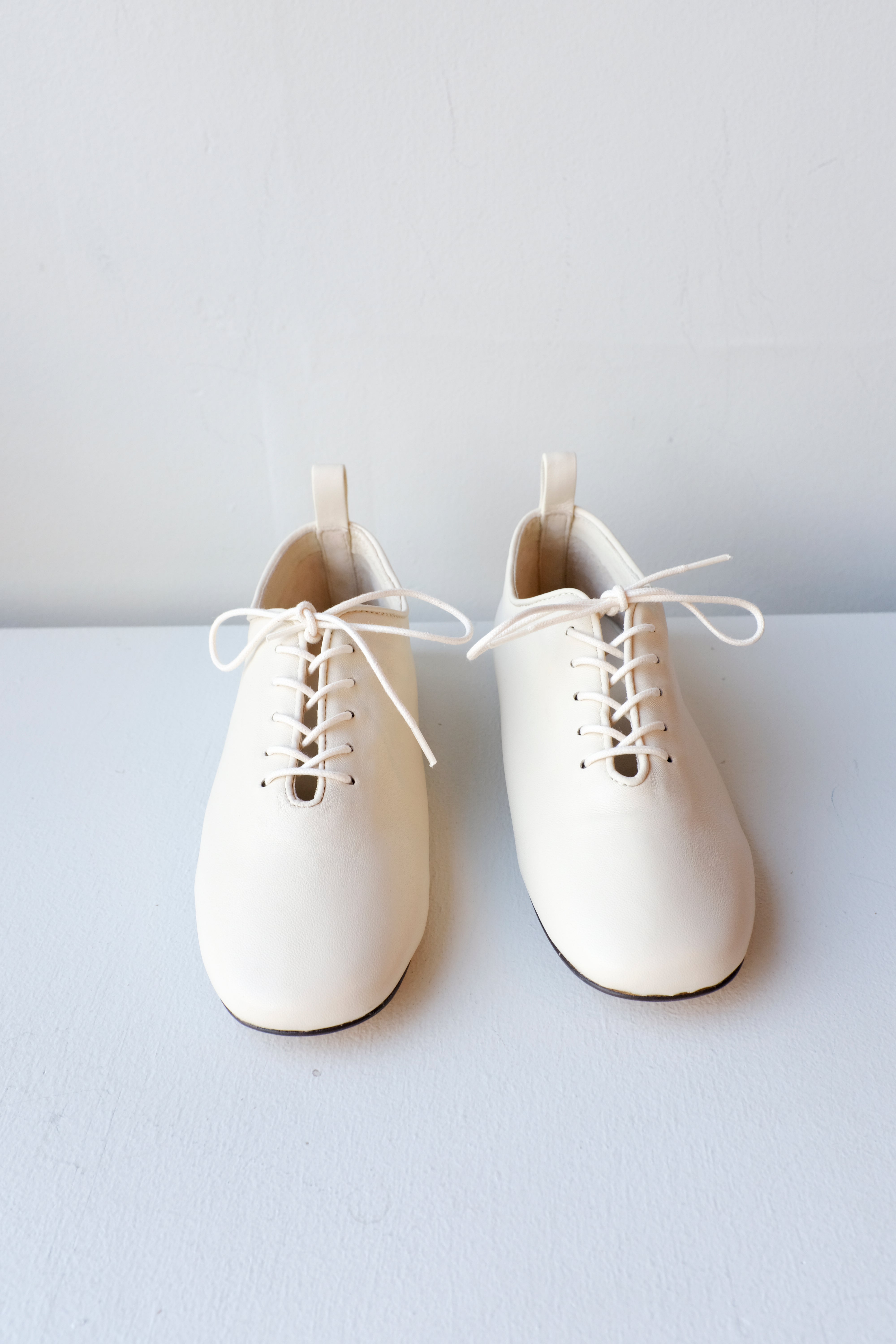 Orso Derbies - Ivory – Eugene Choo