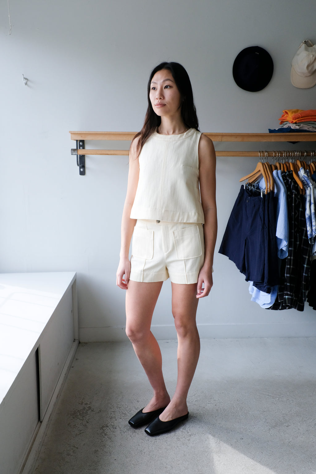 Hover Short - Cream