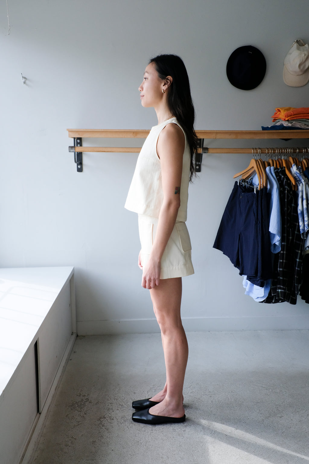 Hover Short - Cream