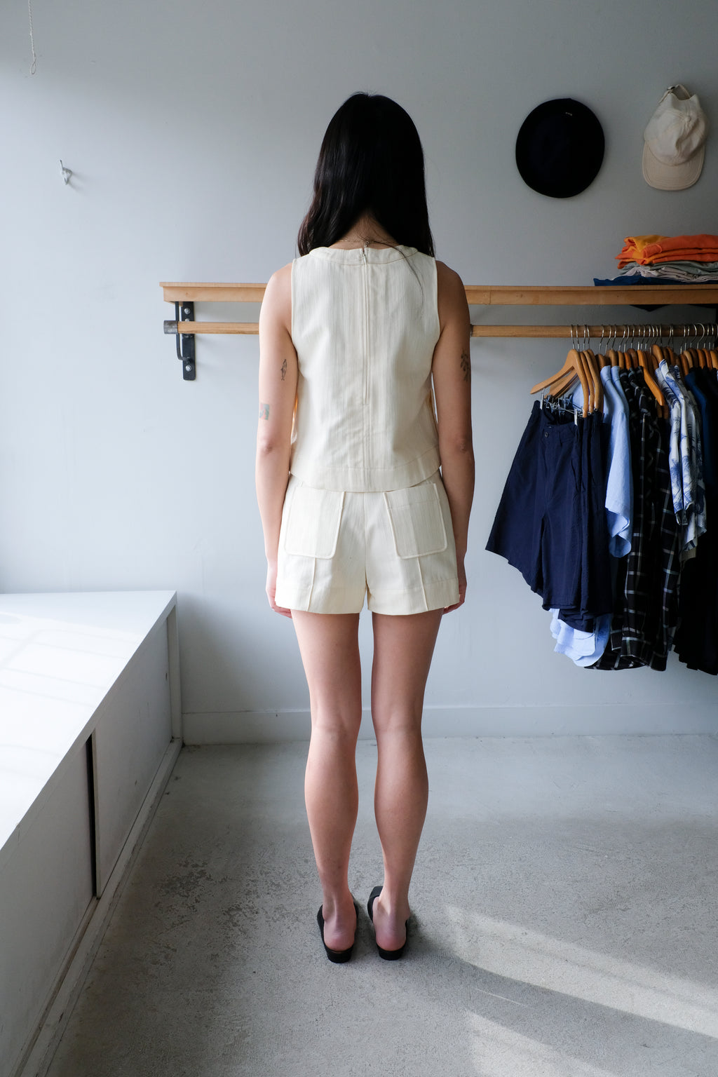 Hover Short - Cream