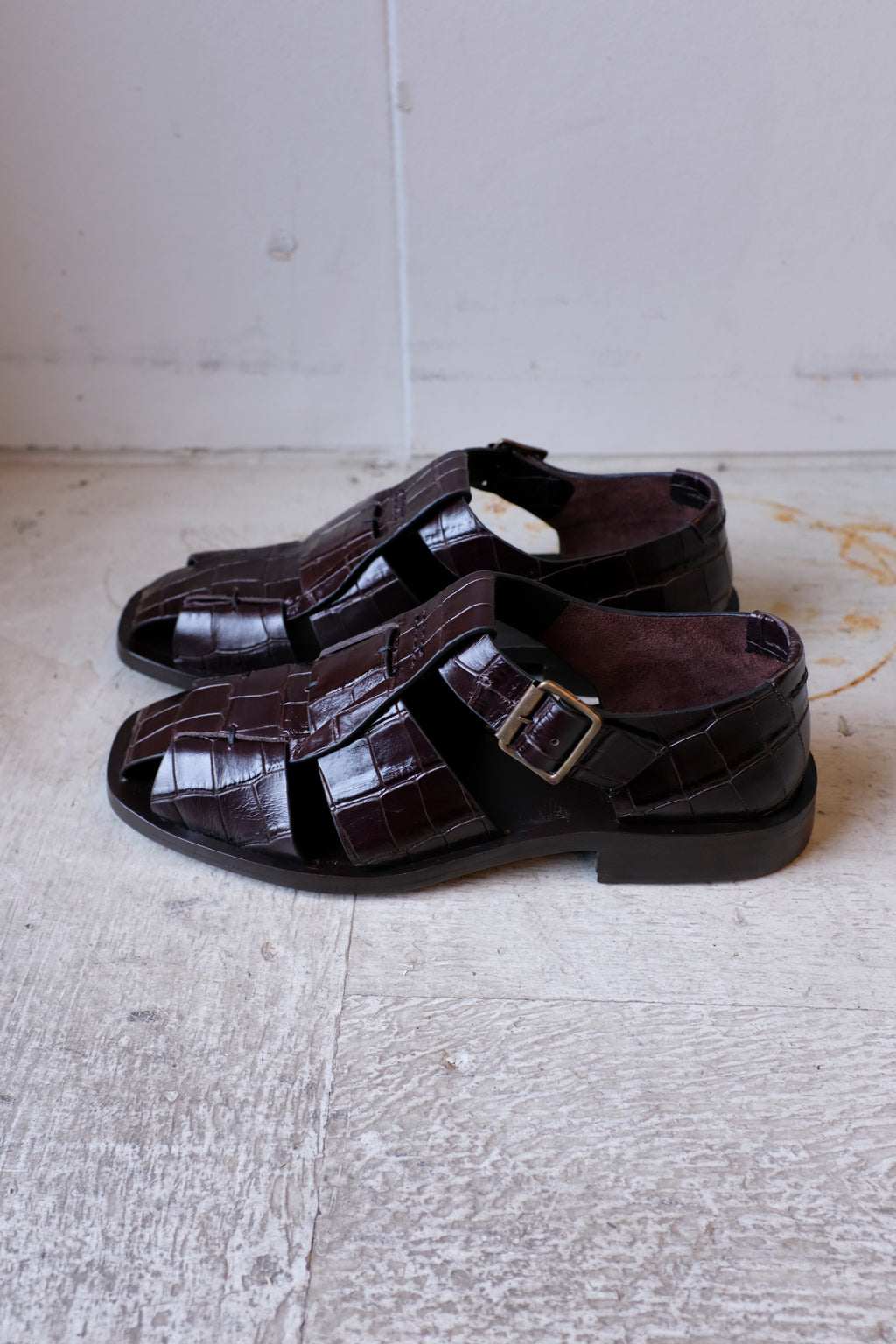 Velika - Fisherman Sandals - Dark Brown Croc - Flat - Side