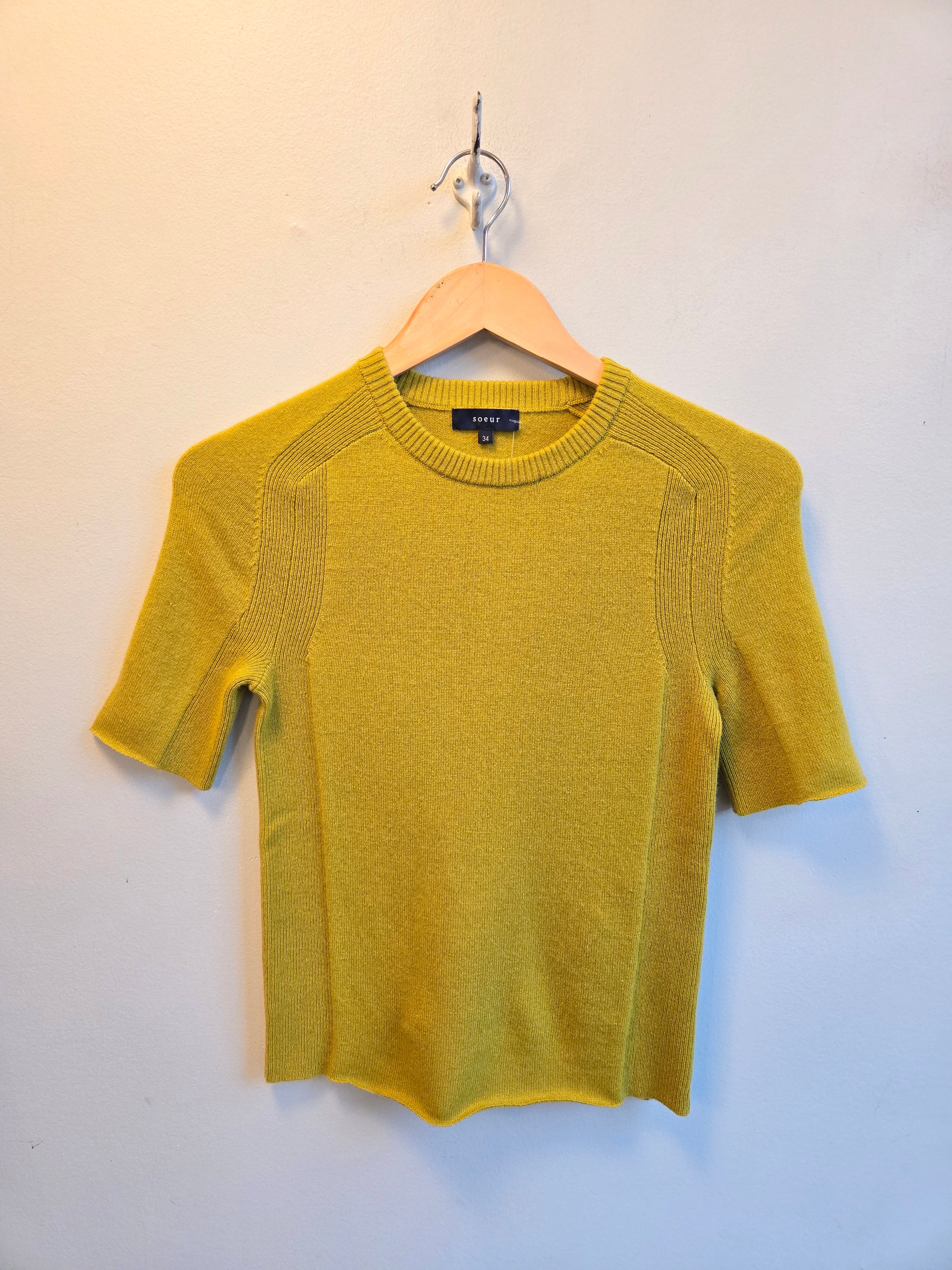 Soeur - Galanga Cashmere Knit Top - Mustard