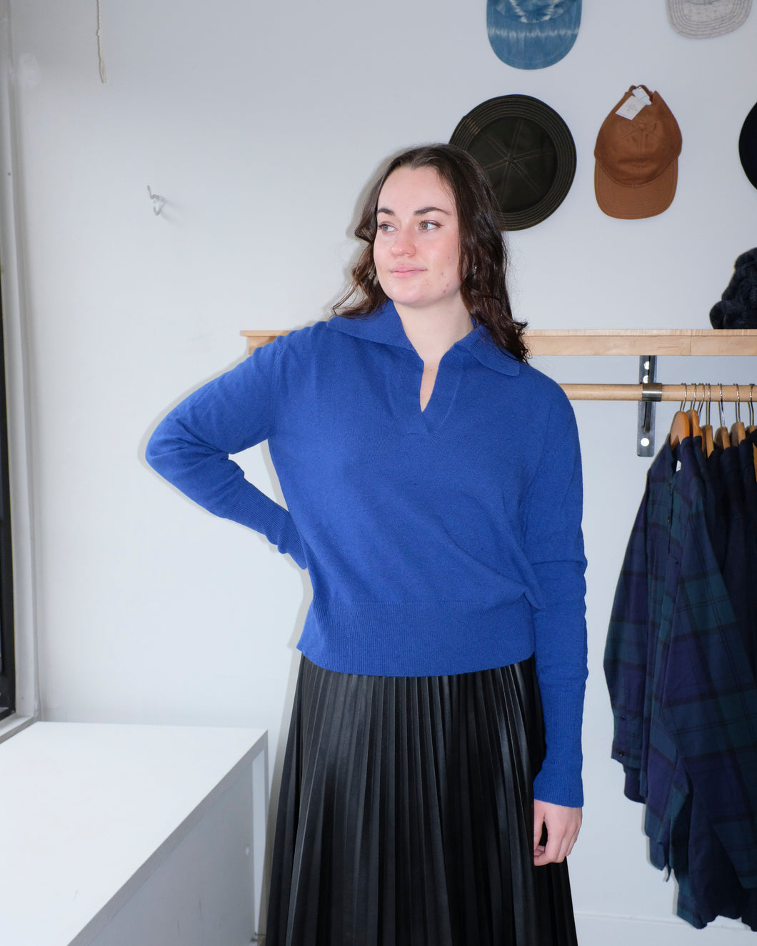 Thinking Mu - Sheena Knitted Sweater - blue Trash - front